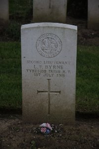 Gordon Dump Cemetery Ovillers-La Boisselle - Byrne, L F