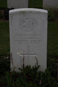 Gordon Dump Cemetery Ovillers-La Boisselle - Cairns, J