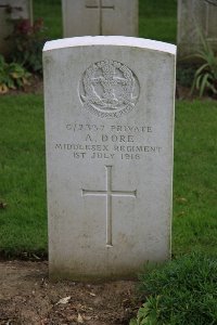 Gordon Dump Cemetery Ovillers-La Boisselle - Dore, A