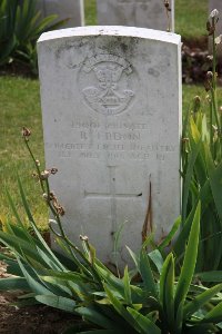 Gordon Dump Cemetery Ovillers-La Boisselle - Ebdon, R