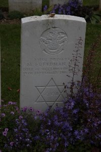 Gordon Dump Cemetery Ovillers-La Boisselle - Freedman, Myer