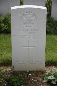 Gordon Dump Cemetery Ovillers-La Boisselle - Gilbert, James