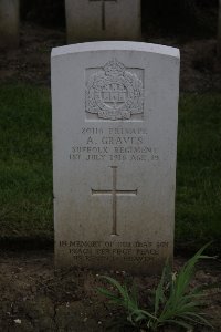 Gordon Dump Cemetery Ovillers-La Boisselle - Graves, Arthur