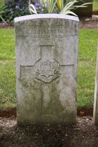 Gordon Dump Cemetery Ovillers-La Boisselle - Harris, J