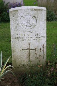 Gordon Dump Cemetery Ovillers-La Boisselle - Hatt, Arthur Beach