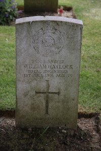 Gordon Dump Cemetery Ovillers-La Boisselle - Haylock, William