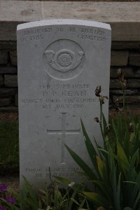 Gordon Dump Cemetery Ovillers-La Boisselle - Kean, D P