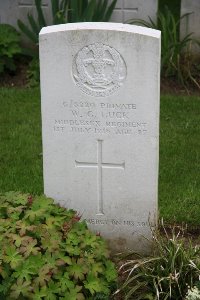 Gordon Dump Cemetery Ovillers-La Boisselle - Luck, W G