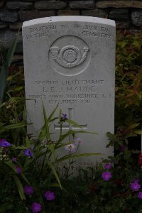 Gordon Dump Cemetery Ovillers-La Boisselle - Maude, L E J