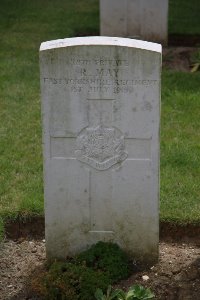 Gordon Dump Cemetery Ovillers-La Boisselle - May, R