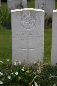 Gordon Dump Cemetery Ovillers-La Boisselle - Mitchinson, J