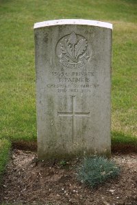 Gordon Dump Cemetery Ovillers-La Boisselle - Palmer, T