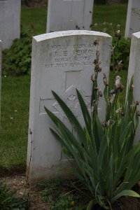 Gordon Dump Cemetery Ovillers-La Boisselle - Peddie, James Edward