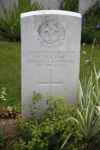 Gordon Dump Cemetery Ovillers-La Boisselle - Peyton, E