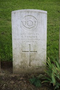 Gordon Dump Cemetery Ovillers-La Boisselle - Porter, E