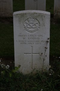 Gordon Dump Cemetery Ovillers-La Boisselle - Round, W