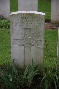 Gordon Dump Cemetery Ovillers-La Boisselle - Saunby, A S