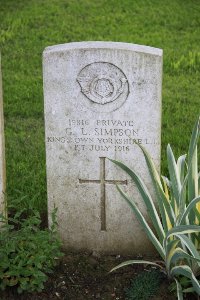 Gordon Dump Cemetery Ovillers-La Boisselle - Simpson, G L