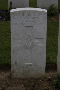 Gordon Dump Cemetery Ovillers-La Boisselle - Sugden, James