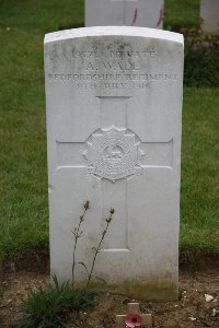 Gordon Dump Cemetery Ovillers-La Boisselle - Wade, A