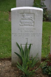 Gordon Dump Cemetery Ovillers-La Boisselle - Ward, R