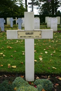 Mons (Bergen) Communal Cemetery - Guillot, 0