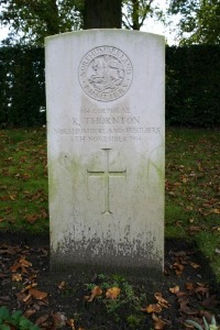Mons (Bergen) Communal Cemetery - Thornton, R