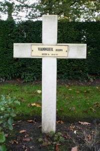 Mons (Bergen) Communal Cemetery - Vanneuil, J