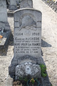 Calais Southern Cemetery - Auchede, Eugene