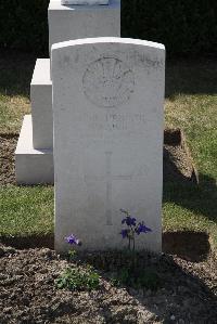 Calais Southern Cemetery - Baird, W