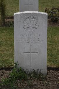 Calais Southern Cemetery - Boniface, Harry