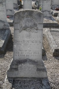 Calais Southern Cemetery - Bourgois, Omer