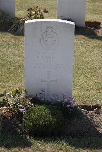 Calais Southern Cemetery - Breeze, Reginald Arthur