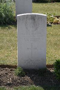 Calais Southern Cemetery - Caldwell, David