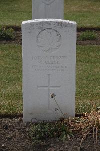 Calais Southern Cemetery - Clegg, W