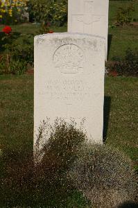 Calais Southern Cemetery - Colley, Mark William