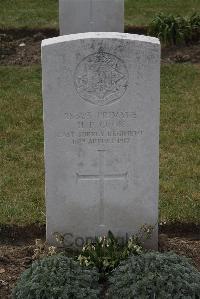 Calais Southern Cemetery - Cook, H P