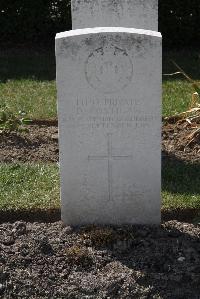 Calais Southern Cemetery - Costigan, D