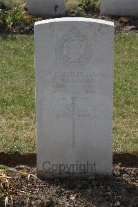 Calais Southern Cemetery - Crapper, G