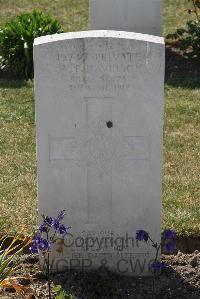 Calais Southern Cemetery - Davidson, William Pitcairn