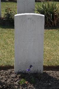 Calais Southern Cemetery - Davies, F