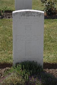 Calais Southern Cemetery - Eddleston, Wilfred