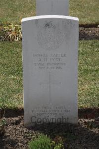 Calais Southern Cemetery - Ford, Alfred Hughes