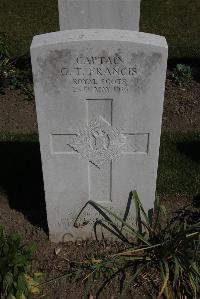 Calais Southern Cemetery - Francis, C T