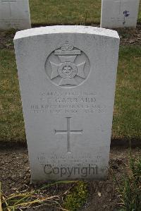 Calais Southern Cemetery - Garrard, Frank Ernest