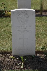 Calais Southern Cemetery - Garry, James