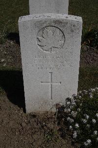 Calais Southern Cemetery - Germain, Harry Edgar