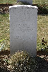 Calais Southern Cemetery - Gibson, Lincoln