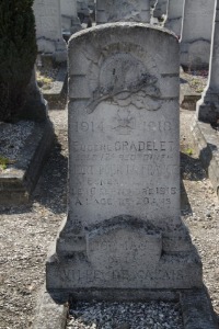 Calais Southern Cemetery - Gradelet, Eugene