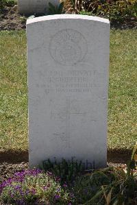 Calais Southern Cemetery - Griffiths, T